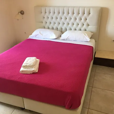 Belvista Luxury Ξενοδοχείο με διαμερίσματα 3*