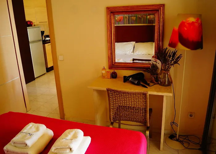 Ξενοδοχείο με διαμερίσματα Belvista Luxury 3*