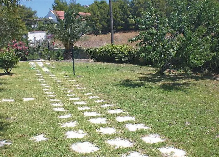 Belvista Luxury Apartmanhotel 3*