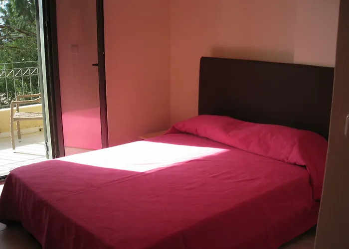 Belvista Luxury Apartmanhotel 3*